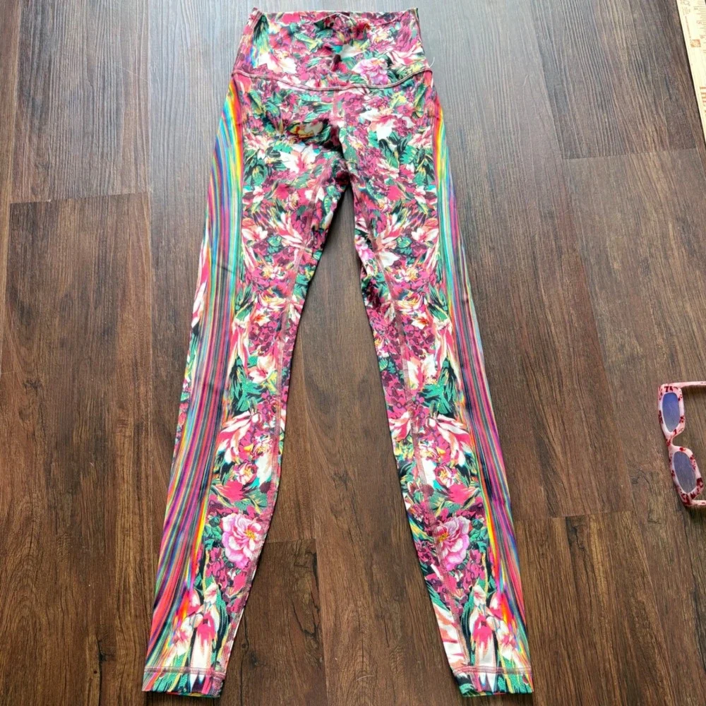 Lululemon Spectrum Wunder Under Hi-Rise Leggings Tights Nulux Rainbow Floral 2*